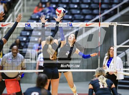Thumbnail 2 in Nocona @ Leon (UIL 2A D1 Volleyball Final) photogallery.