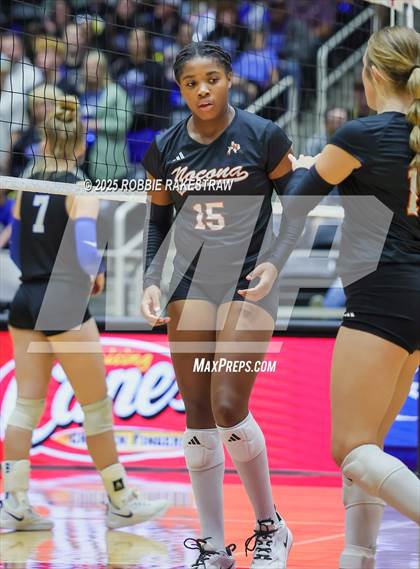 Thumbnail 2 in Nocona @ Leon (UIL 2A D1 Volleyball Final) photogallery.