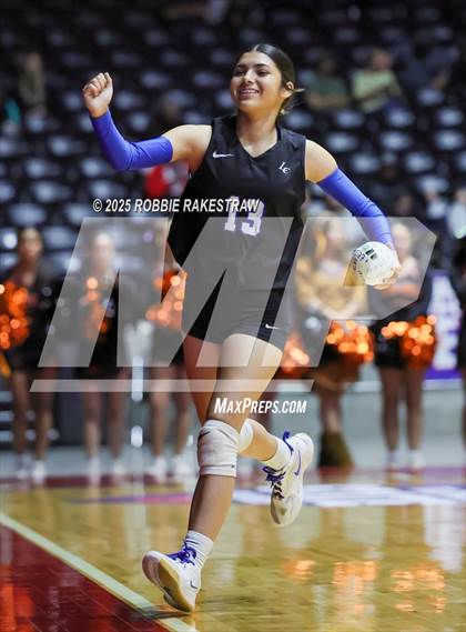 Thumbnail 3 in Nocona @ Leon (UIL 2A D1 Volleyball Final) photogallery.