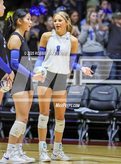 Thumbnail 2 in Nocona @ Leon (UIL 2A D1 Volleyball Final) photogallery.