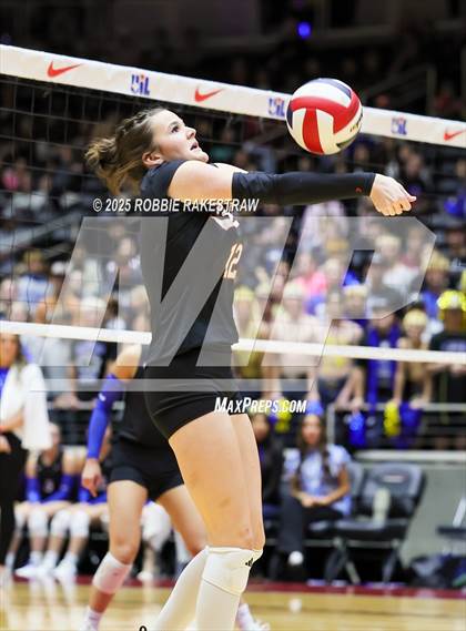 Thumbnail 2 in Nocona @ Leon (UIL 2A D1 Volleyball Final) photogallery.