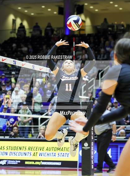 Thumbnail 3 in Nocona @ Leon (UIL 2A D1 Volleyball Final) photogallery.