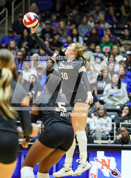 Thumbnail 3 in Nocona @ Leon (UIL 2A D1 Volleyball Final) photogallery.