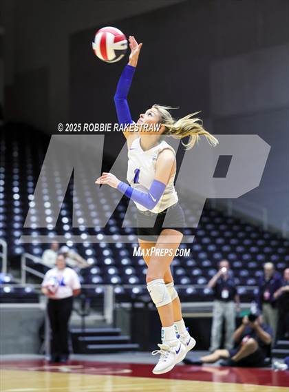 Thumbnail 2 in Nocona @ Leon (UIL 2A D1 Volleyball Final) photogallery.