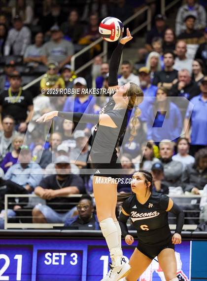 Thumbnail 1 in Nocona @ Leon (UIL 2A D1 Volleyball Final) photogallery.
