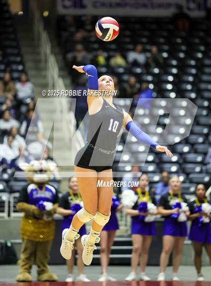 Thumbnail 2 in Nocona @ Leon (UIL 2A D1 Volleyball Final) photogallery.