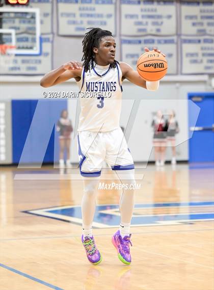 Thumbnail 3 in Dobson vs Desert Ridge (AIA 6A Play-In) photogallery.