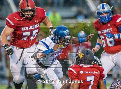 Thumbnail 3 in Phil Simms Classic (North vs. South) photogallery.