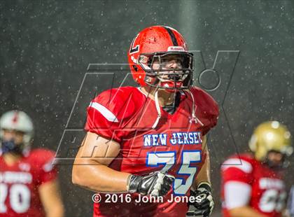 Thumbnail 3 in Phil Simms Classic (North vs. South) photogallery.