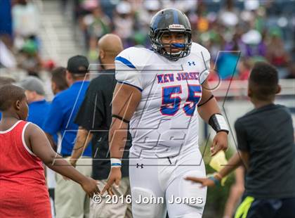 Thumbnail 3 in Phil Simms Classic (North vs. South) photogallery.