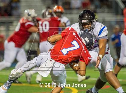 Thumbnail 2 in Phil Simms Classic (North vs. South) photogallery.