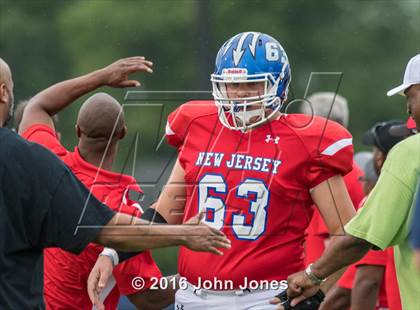 Thumbnail 3 in Phil Simms Classic (North vs. South) photogallery.