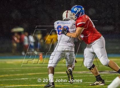 Thumbnail 1 in Phil Simms Classic (North vs. South) photogallery.