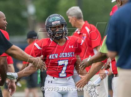 Thumbnail 2 in Phil Simms Classic (North vs. South) photogallery.