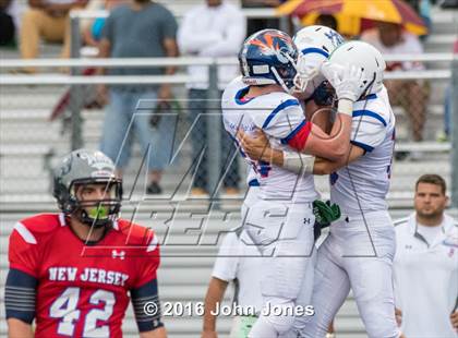 Thumbnail 3 in Phil Simms Classic (North vs. South) photogallery.