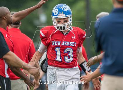 Thumbnail 3 in Phil Simms Classic (North vs. South) photogallery.