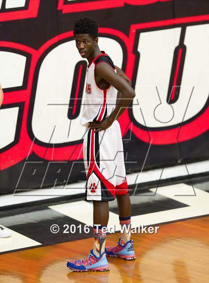 Thumbnail 2 in Harker @ San Lorenzo Valley (CIF CCS D4 Playoff) photogallery.