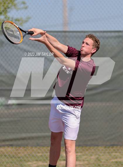 Thumbnail 2 in UIL 2A District Tennis Tournament photogallery.