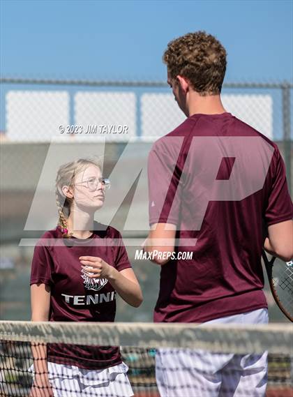 Thumbnail 2 in UIL 2A District Tennis Tournament photogallery.
