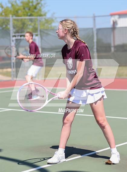 Thumbnail 3 in UIL 2A District Tennis Tournament photogallery.