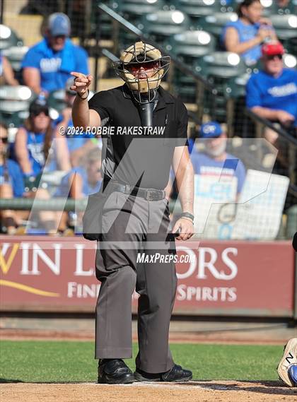 Thumbnail 2 in Gunter vs. London (UIL 3A Baseball Semifinal) photogallery.