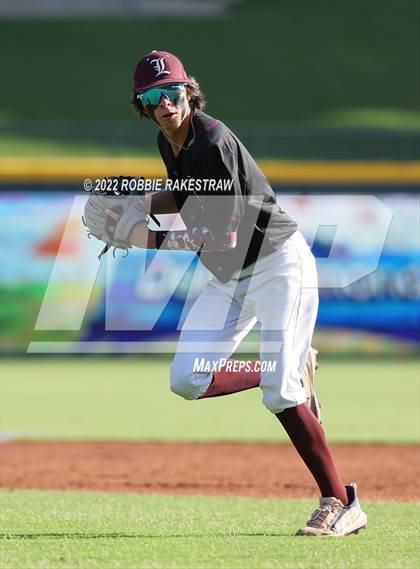 Thumbnail 3 in Gunter vs. London (UIL 3A Baseball Semifinal) photogallery.