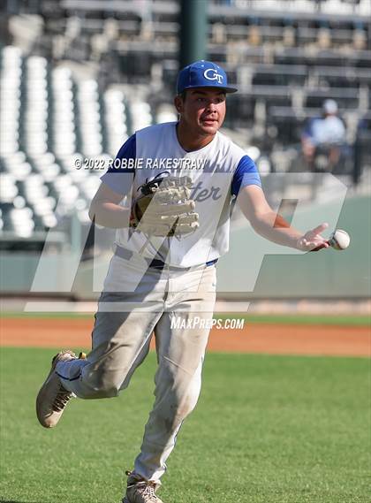 Thumbnail 2 in Gunter vs. London (UIL 3A Baseball Semifinal) photogallery.