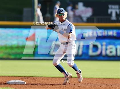 Thumbnail 2 in Gunter vs. London (UIL 3A Baseball Semifinal) photogallery.