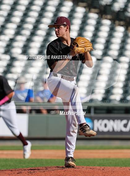 Thumbnail 3 in Gunter vs. London (UIL 3A Baseball Semifinal) photogallery.
