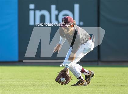 Thumbnail 2 in Gunter vs. London (UIL 3A Baseball Semifinal) photogallery.
