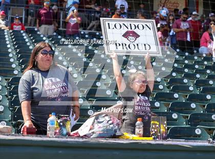 Thumbnail 3 in Gunter vs. London (UIL 3A Baseball Semifinal) photogallery.