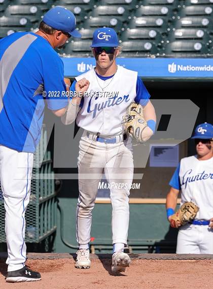 Thumbnail 3 in Gunter vs. London (UIL 3A Baseball Semifinal) photogallery.