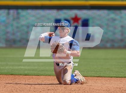 Thumbnail 3 in Gunter vs. London (UIL 3A Baseball Semifinal) photogallery.