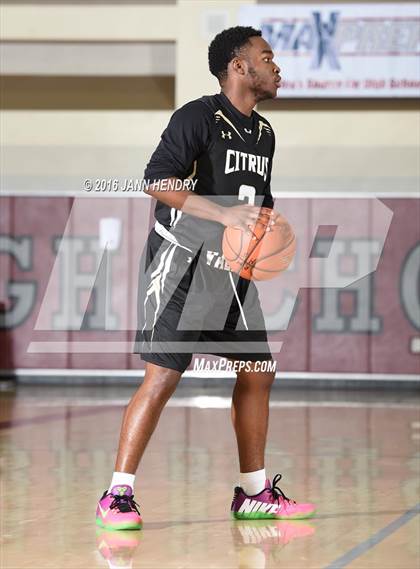 Thumbnail 1 in Saddleback Valley Christian vs. Citrus Valley (Rancho Mirage Holiday Invitational) photogallery.