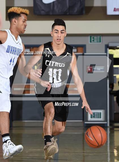 Thumbnail 3 in Saddleback Valley Christian vs. Citrus Valley (Rancho Mirage Holiday Invitational) photogallery.