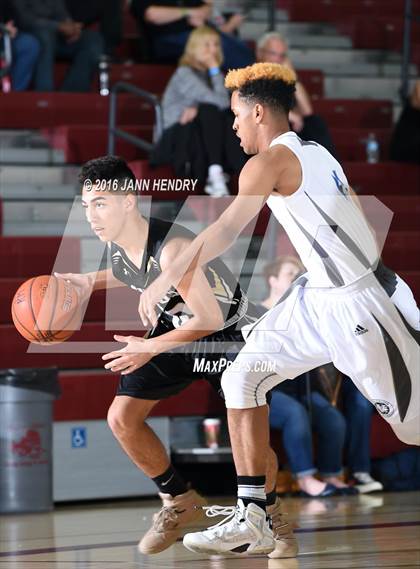 Thumbnail 1 in Saddleback Valley Christian vs. Citrus Valley (Rancho Mirage Holiday Invitational) photogallery.
