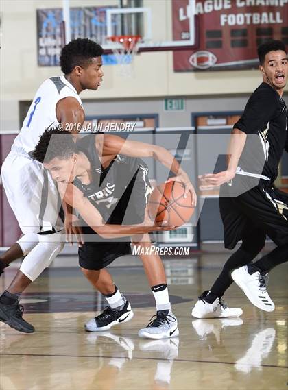 Thumbnail 1 in Saddleback Valley Christian vs. Citrus Valley (Rancho Mirage Holiday Invitational) photogallery.