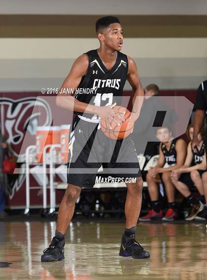 Thumbnail 2 in Saddleback Valley Christian vs. Citrus Valley (Rancho Mirage Holiday Invitational) photogallery.