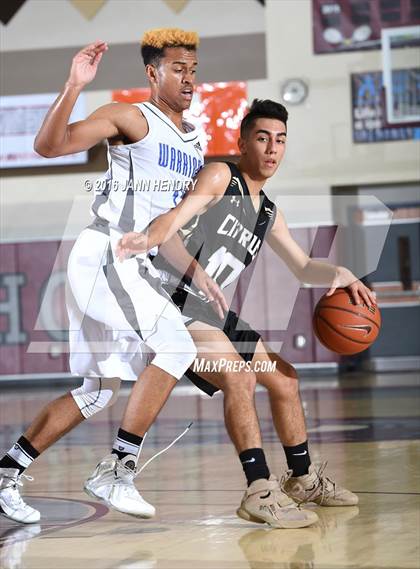 Thumbnail 3 in Saddleback Valley Christian vs. Citrus Valley (Rancho Mirage Holiday Invitational) photogallery.
