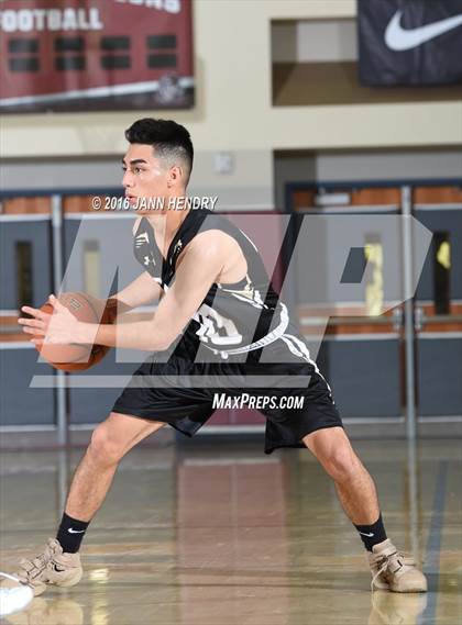 Thumbnail 2 in Saddleback Valley Christian vs. Citrus Valley (Rancho Mirage Holiday Invitational) photogallery.