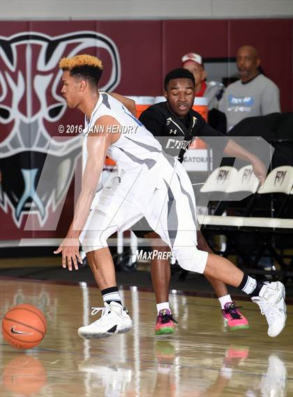 Thumbnail 3 in Saddleback Valley Christian vs. Citrus Valley (Rancho Mirage Holiday Invitational) photogallery.