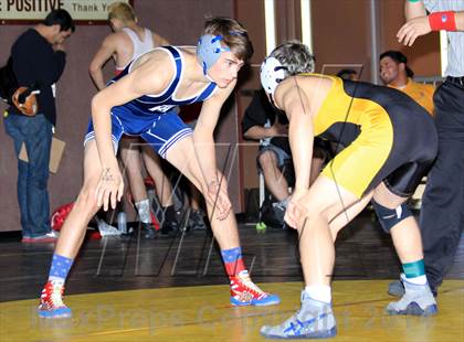 Thumbnail 3 in CIF Boys Divisional Championships  photogallery.