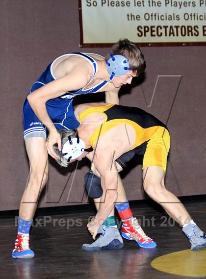 Thumbnail 1 in CIF Boys Divisional Championships  photogallery.