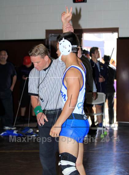 Thumbnail 2 in CIF Boys Divisional Championships  photogallery.