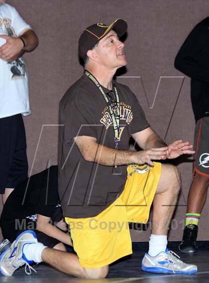 Thumbnail 2 in CIF Boys Divisional Championships  photogallery.