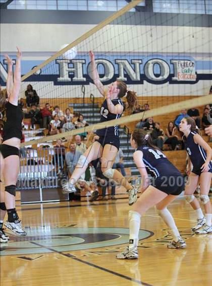 Thumbnail 3 in Arcadia @ Crescenta Valley photogallery.