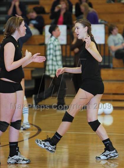 Thumbnail 2 in Arcadia @ Crescenta Valley photogallery.