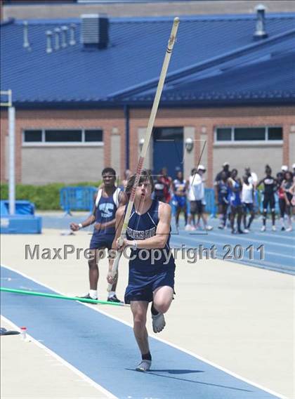 Thumbnail 2 in NCHSAA 2A Track & Field Championships photogallery.