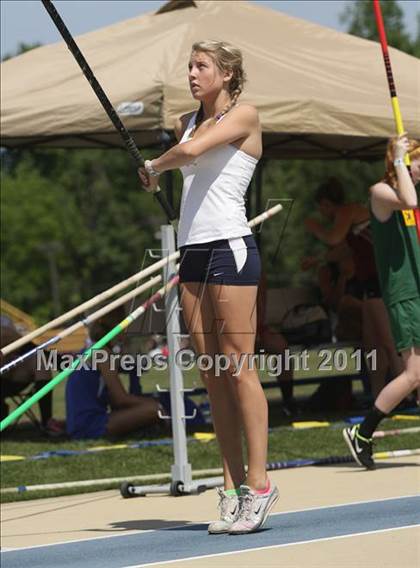Thumbnail 1 in NCHSAA 2A Track & Field Championships photogallery.