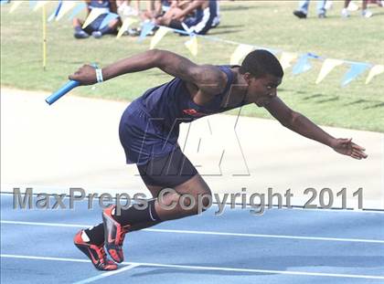 Thumbnail 2 in NCHSAA 2A Track & Field Championships photogallery.